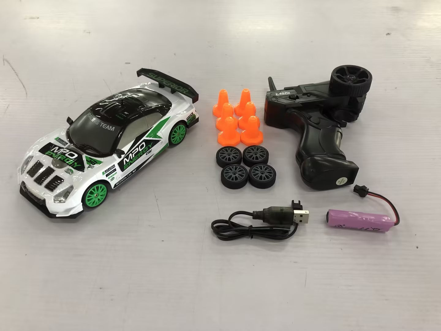 2.4g drift rc carro 4wd rc drift carro brinquedo de controle remoto